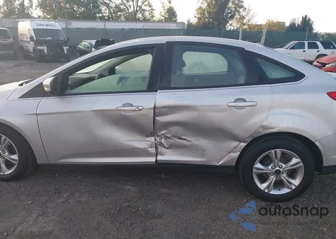 2014 Ford Focus Se z USA, uszkodzony, nr VIN 1FADP3F28EL304406